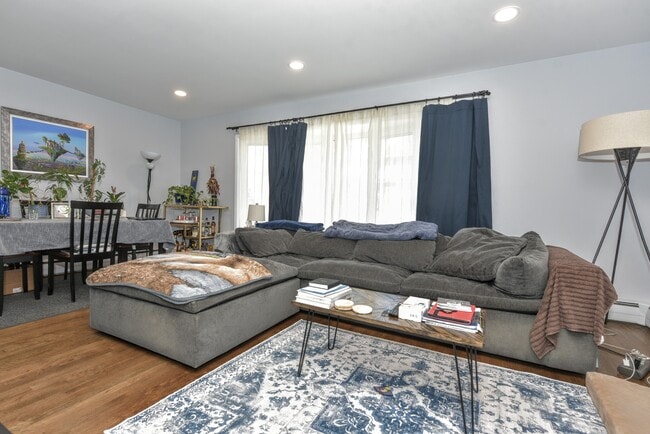 Living/Dining - 200 Prospect Ave