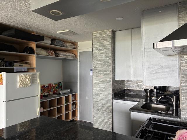 Foto del edificio - 150-38 Union Tpke Un