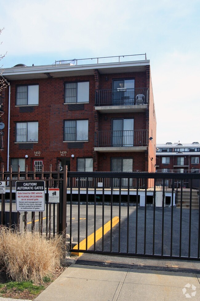 Seaview Estates Rentals Brooklyn, NY