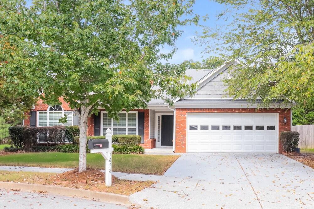 Foto principal - 1678 Sylvia Ct NE