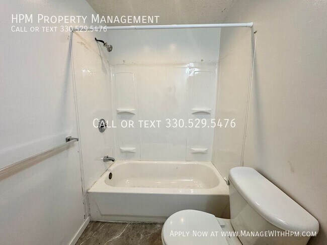 Foto del edificio - 612 Guy St NW