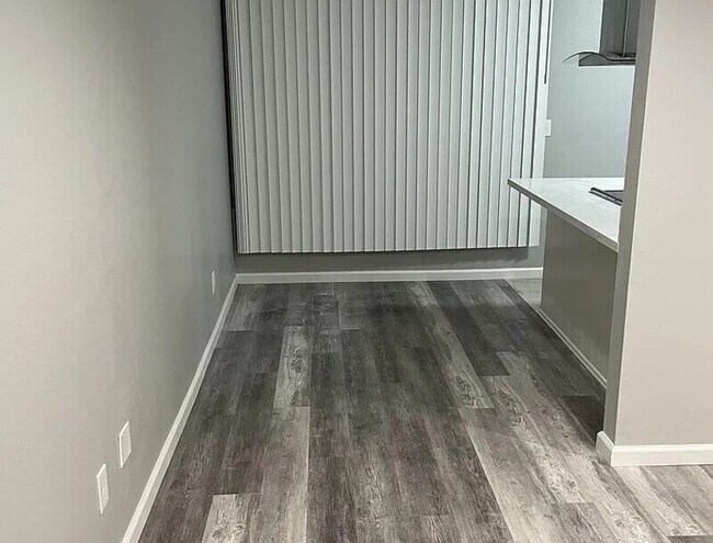 Foto del edificio - 285 Moss St