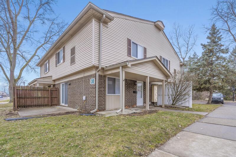 15534 Dupage Blvd, Taylor, MI 48180 Condo for Rent in Taylor, MI