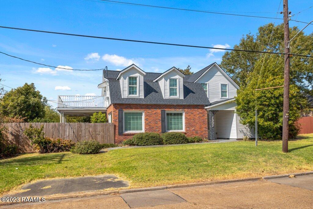 Primary Photo - 1302 Common St