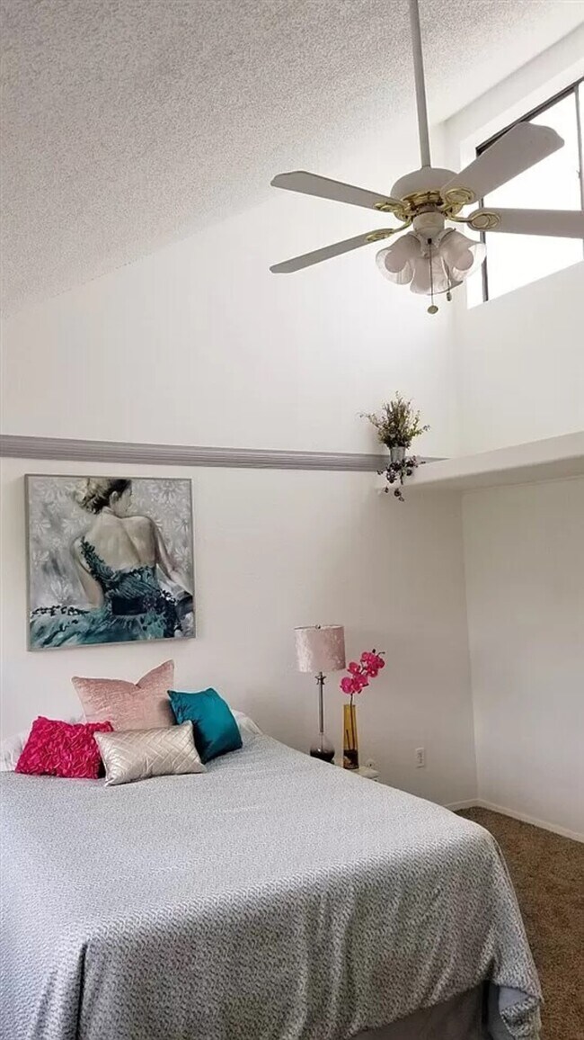 Foto del edificio - 2221 N Bramblewood #102