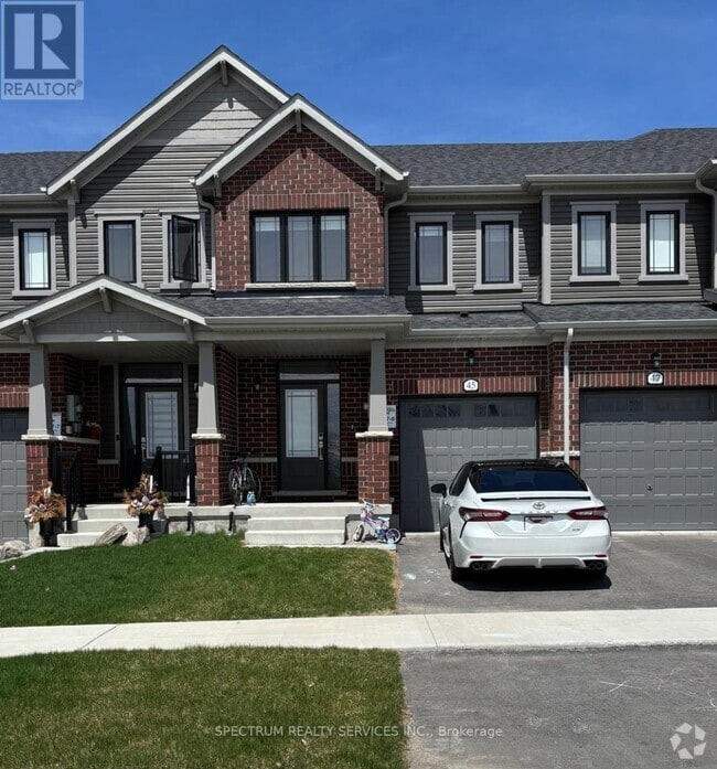 Building Photo - 45 Milady Cres