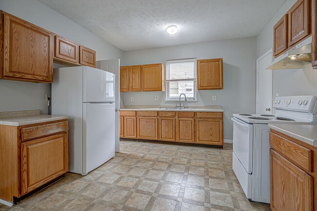 Foto del edificio - 1915 Woodlawn Ave