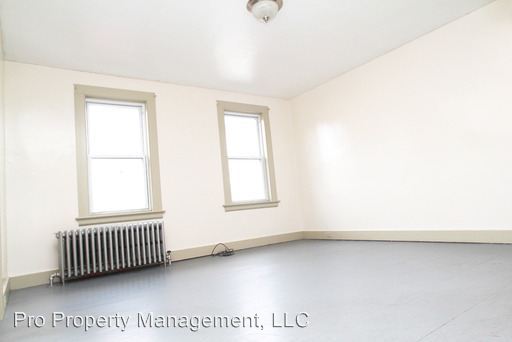 Primary Photo - 167 Highland Ave