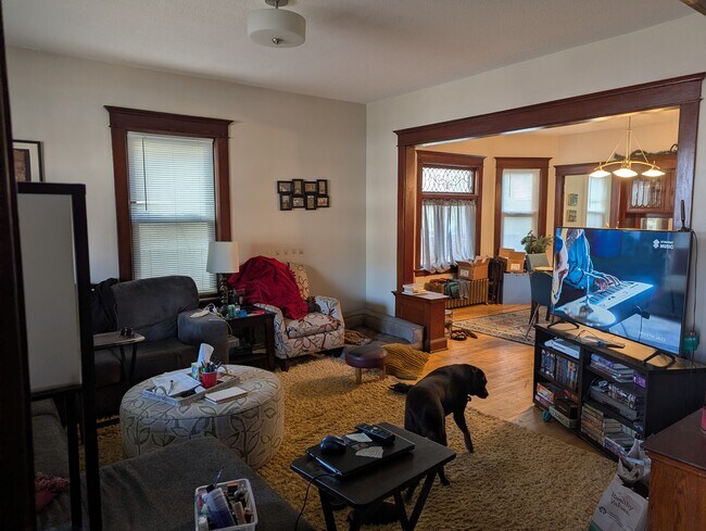 Sala de estar - 3128 10th Ave S