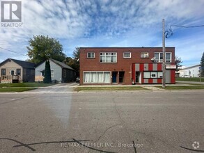 Building Photo - 92-92 Wolfe St