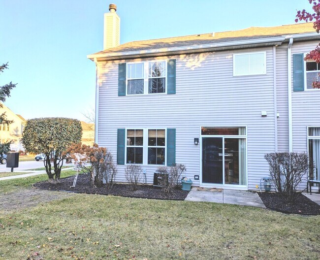 Building Photo - 2927 Falling Waters Ln