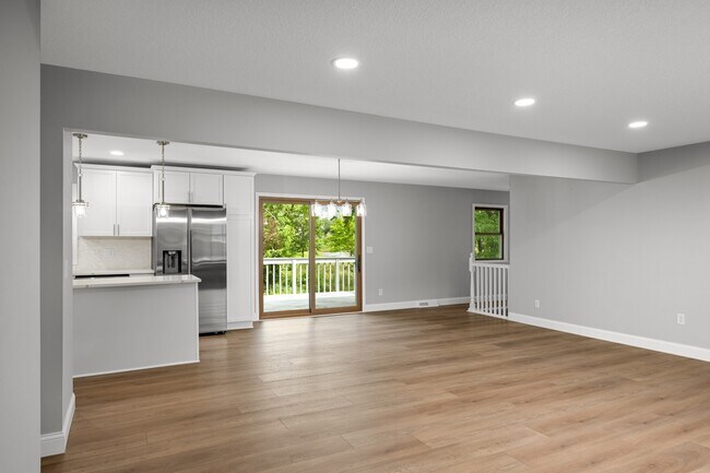 Foto del edificio - 11004 Oak Knoll Ter N