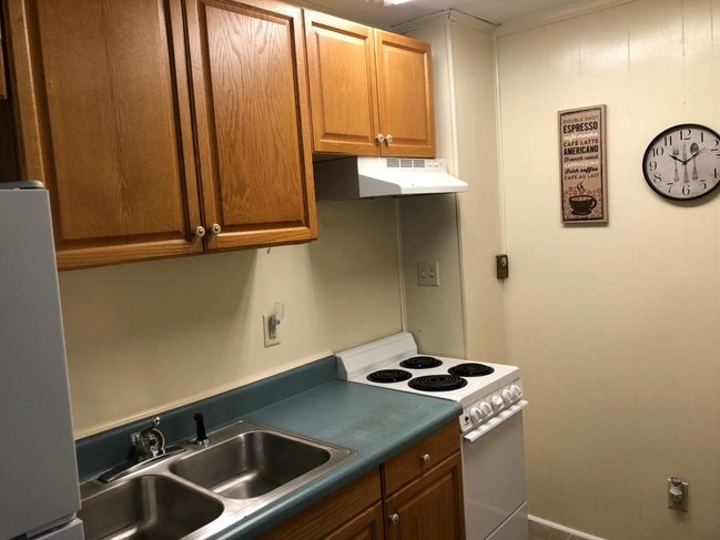 Foto del edificio - 101 Woodcrest Dr