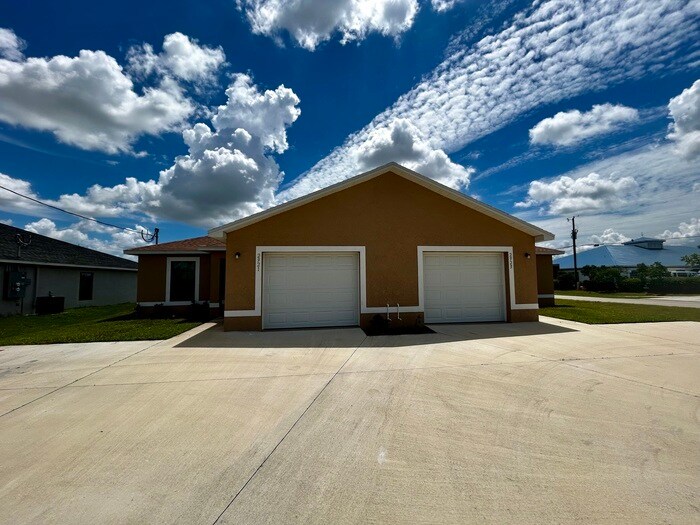 Primary Photo - SW Cape Coral Duplex Unit