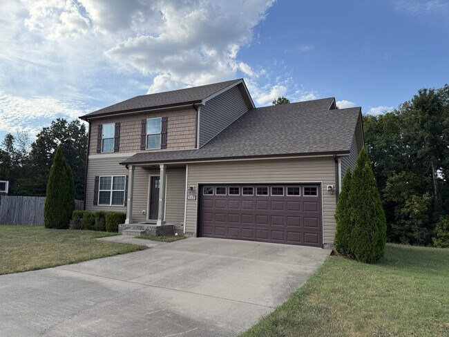 Building Photo - 113 Grassmire Dr