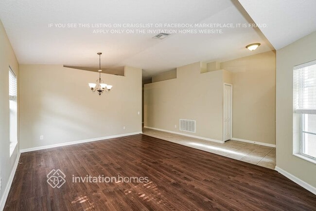 Building Photo - 4315 Marchmont Blvd