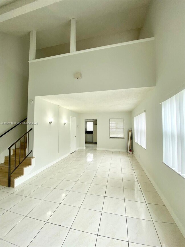 Foto del edificio - 3200 Coral Springs Dr