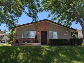 Building Photo - 9855 Mission Greens Ct
