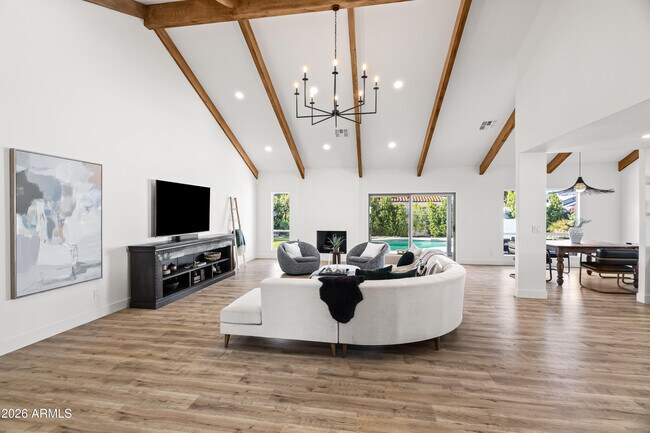Foto del edificio - 7388 E Laredo Ln