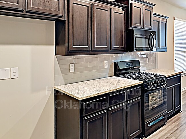 Building Photo - 9521 Timberwind Ln
