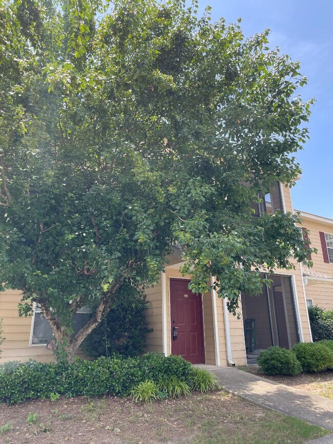 Foto del edificio - 447 W Longleaf Dr