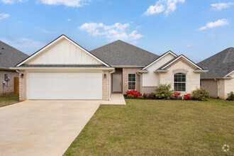 Building Photo - 1664 Legacy Dr