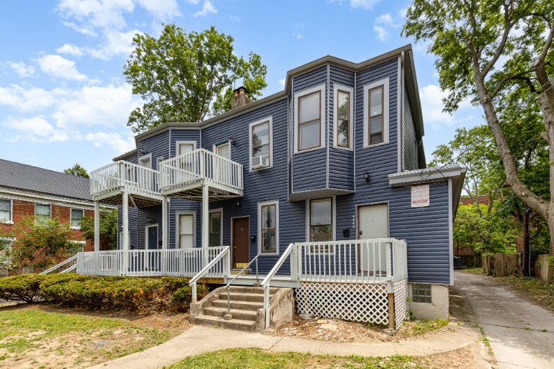 Primary Photo - 3028 Cleinview Ave