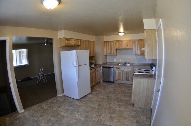 Kitchen - 14444 E 22nd Pl