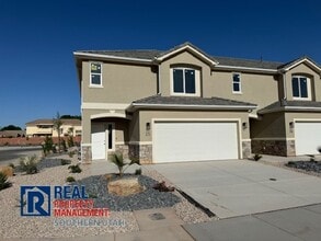 Building Photo - 1042 S 1450 E