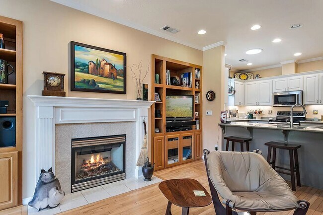 Foto del edificio - Three bedroom house in Riverwalk Neighborh...