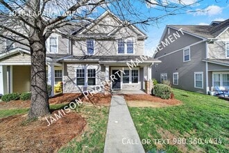 Building Photo - 1016 Laparc Ln