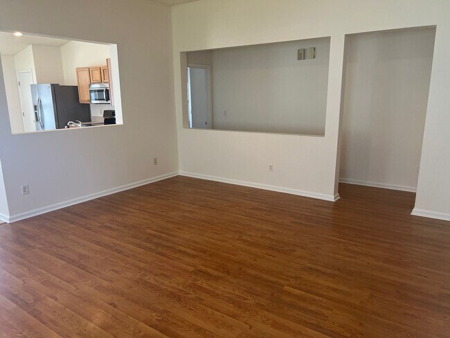 Foto del edificio - 254 Cezanne Cir