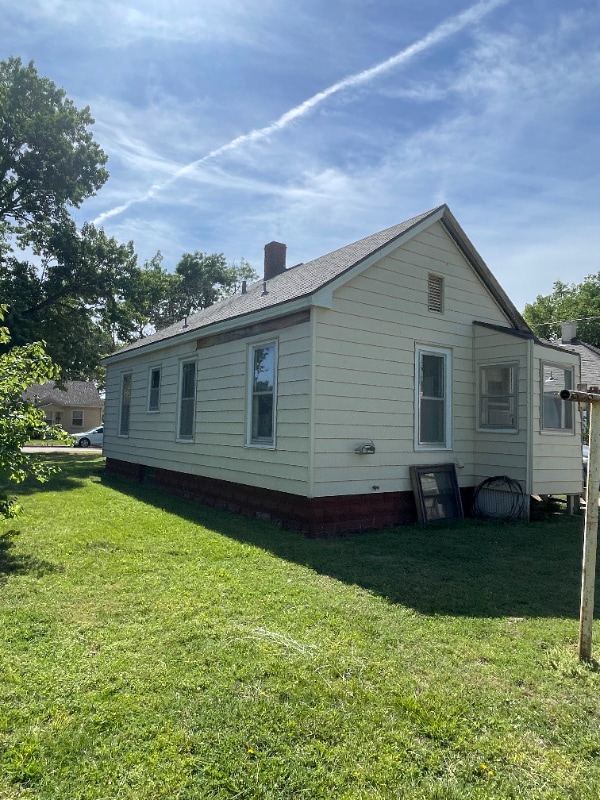 Building Photo - 860 Custer St