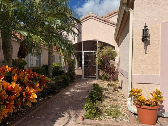 Foto del edificio - 633 NW Whitfield Way