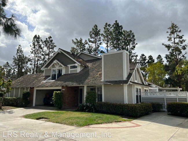 Building Photo - 3 br, 2.5 bath House - 4 Goldstone