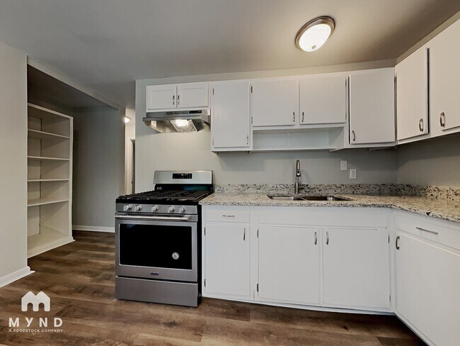 Foto del edificio - 5442 Southampton Rd