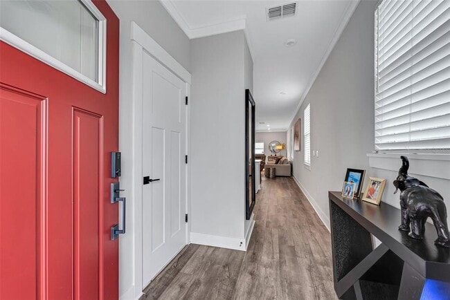 Foto del edificio - 2704 W Gray St