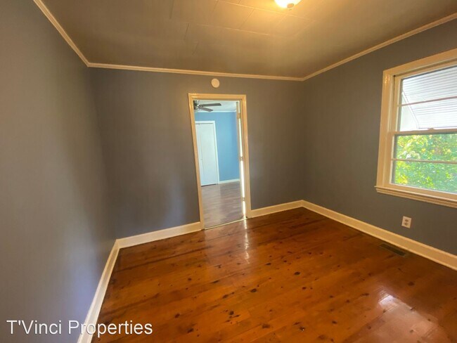 Foto del edificio - 3 br, 1 bath House - 1025 Manly Street