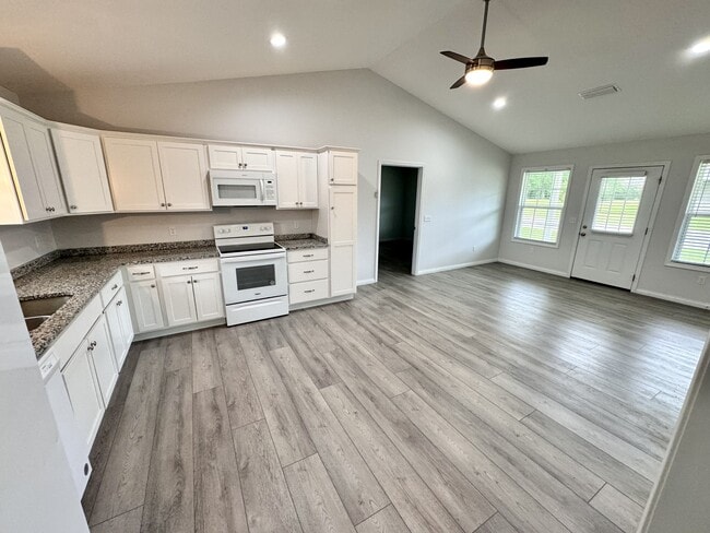 Building Photo - 97 Timothy Dr