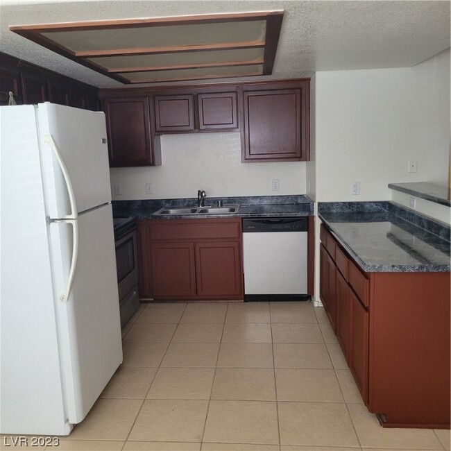 Building Photo - 2225 James Bilbray Dr