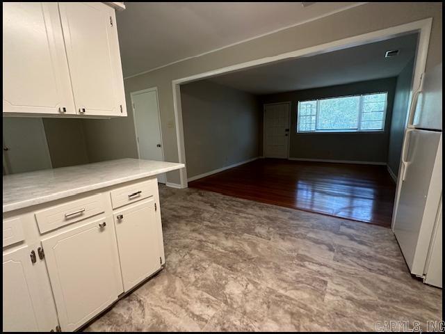 Building Photo - 604 Springwood Dr