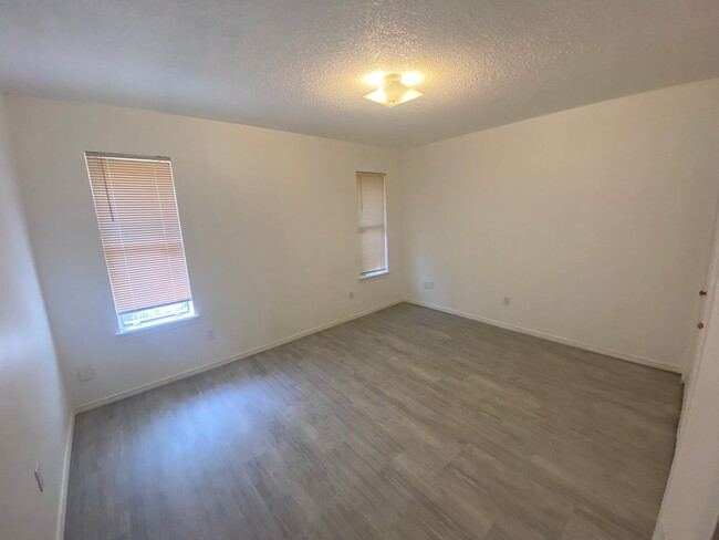 Building Photo - LVM 4618 66th Street