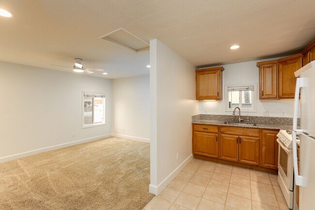 Foto del edificio - Studio in Oceanside!