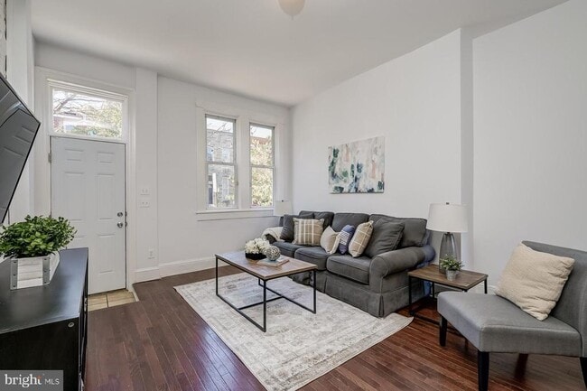 Building Photo - 23 N Patterson Park Ave