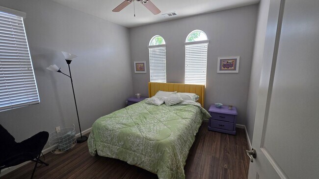 Foto del edificio - GORGEOUS TOWNHOME IN THE HEART OF SOUTH TEMECULA!