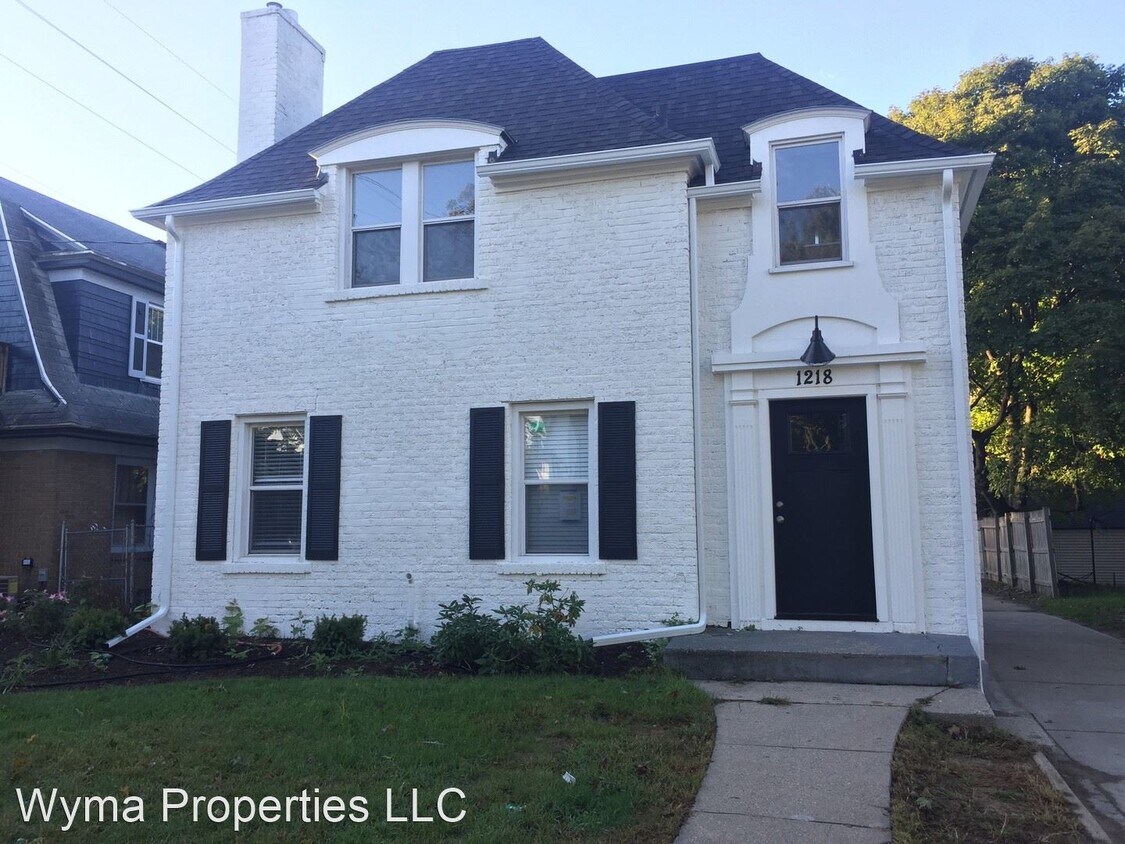 Primary Photo - 3 br, 1.5 bath House - 1218 Fisk RD SE