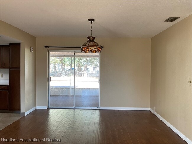 Foto del edificio - 106 Karola Dr