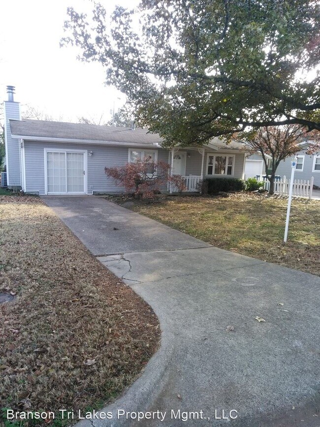 2 br, 1 bath House - 206 Judy Street photo'