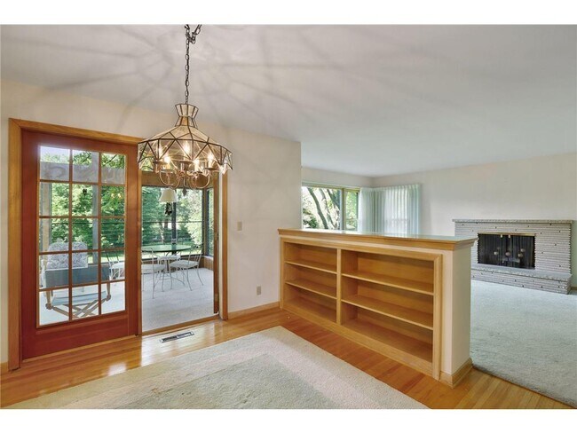 Building Photo - 5233 Danens Dr
