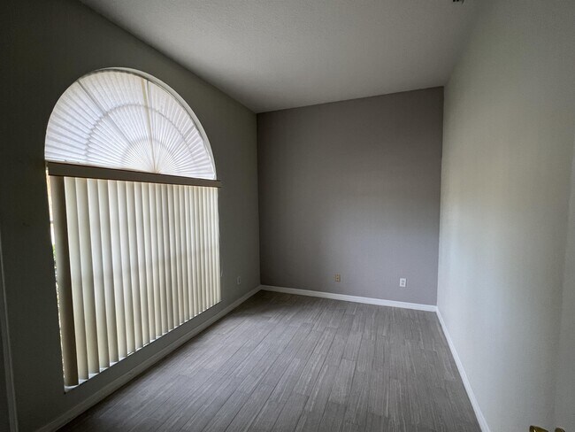 Foto del edificio - 874 Birkdale St